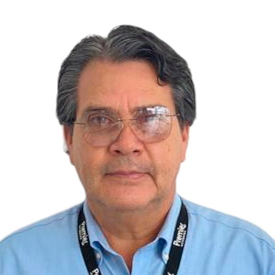 IV&Aacute;N CRISTERNA