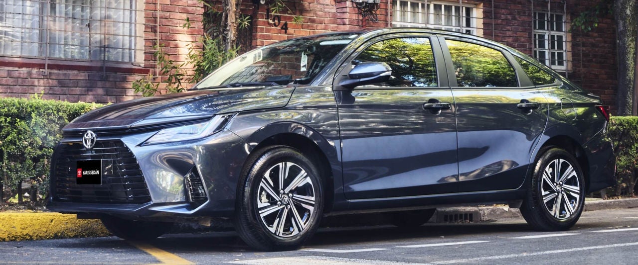 Portada Yaris Sed&aacute;n